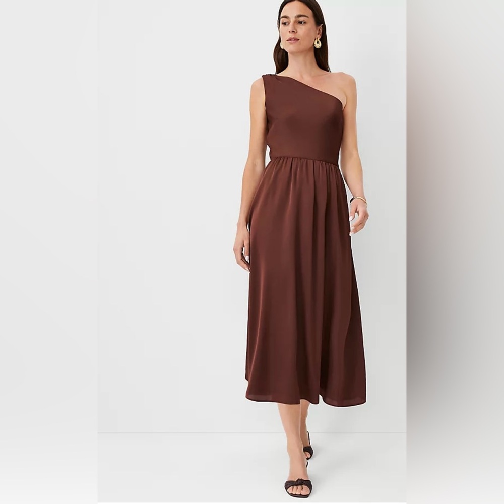 Ann Taylor - One Shoulder Satin Dress (8P)